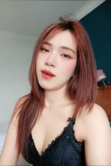 Sandwich - Escort in Johor Bahru