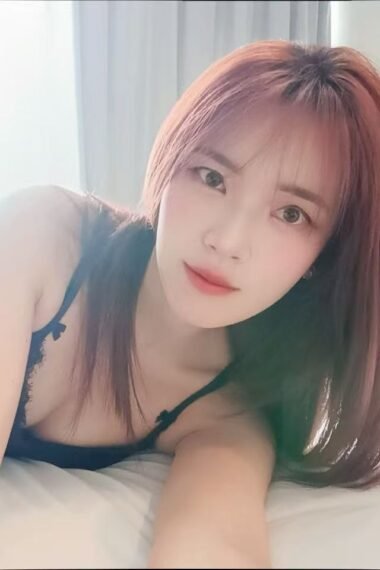 Sandwich - Escort in Johor Bahru